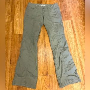 Vintage Y2K low rise Cargo Pants by Garage